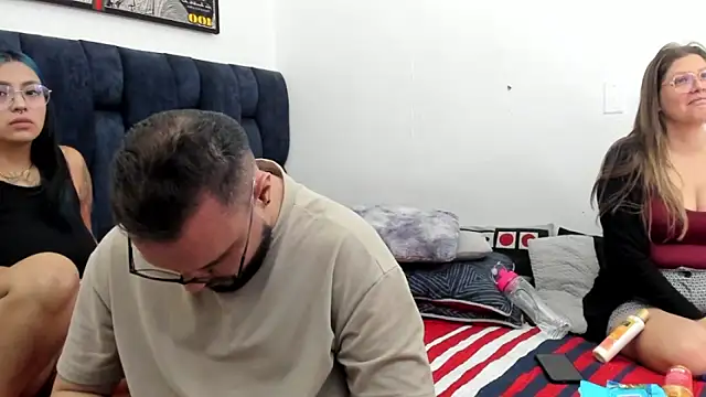 Snapshot of sgmr chatting on October 31, 2025, 2:24 pm sgmr online show from October 31, 2025, 2:24 pm