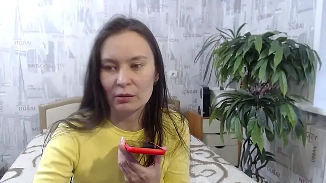 Snapshot of GinaQSoul chatting on February 3, 2026, 11:37 am GinaQSoul online show from February 3, 2026, 11:37 am