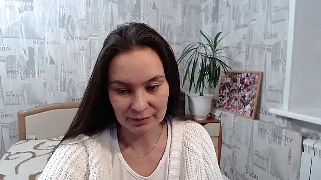 GinaQSoul online show from December 4, 2025, 11:42 am