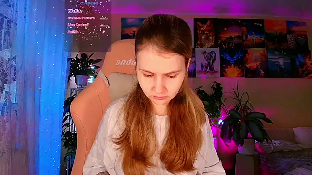 GoodWitch  online show from November 27, 2025, 8:04 am