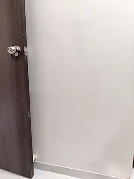 MumbaiMaskGirl online show from February 25, 2025, 11:32 am