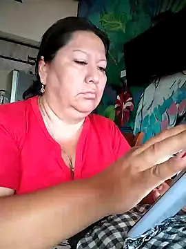 Brenda Berck  online show from November 20, 2025, 11:33 am