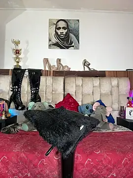 LeilaLopez online show from January 6, 2026, 3:43 am