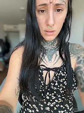 samisamsx online show from October 13, 2025, 5:03 pm