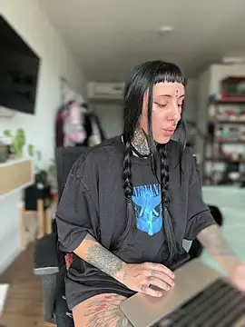 samisamsx online show from October 16, 2025, 4:15 pm