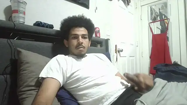 bigdickjojo69 online show from June 24, 2026, 5:22 pm