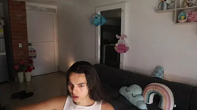  Vahos  online show from April 15, 2026, 5:17 pm