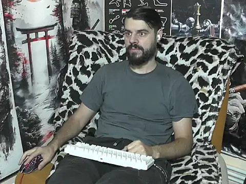 00george online show from December 5, 2025, 4:44 am