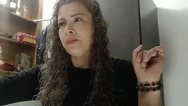 dalilasquirt1 online show from March 10, 2026, 7:29 pm