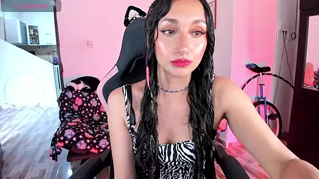 adrena 10 online show from March 13, 2026, 12:32 pm