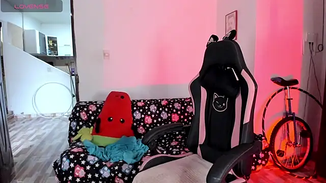 adrena 10 online show from March 10, 2026, 11:47 am