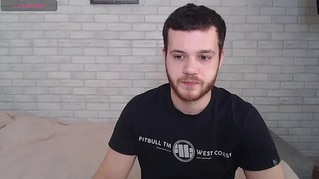 Snapshot of Alexxx_horny chatting on February 7, 2026, 9:06 am Alexxx horny online show from February 7, 2026, 9:06 am