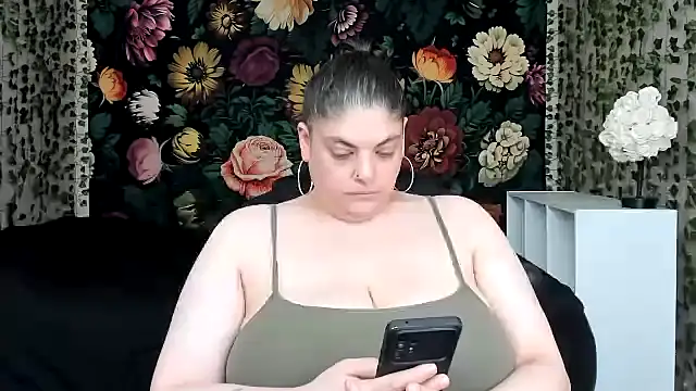Exotic-Melons online show from July 19, 2026, 9:00 pm