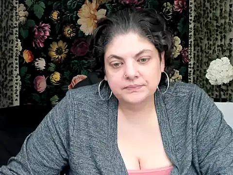 Exotic-Melons online show from December 14, 2025, 8:03 pm