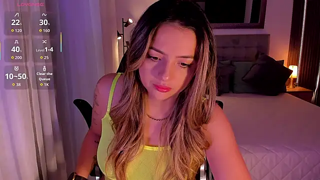 Snapshot of AmyWood chatting on October 25, 2025, 1:56 pm AmyWood online show from October 25, 2025, 1:56 pm