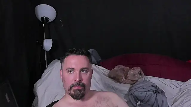 Metalstud online show from April 18, 2026, 2:25 am