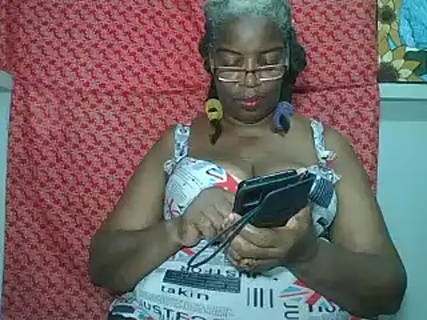 Snapshot of pink69pussy chatting on December 29, 2024, 8:22 am pink69pussy online show from December 29, 2024, 8:22 am