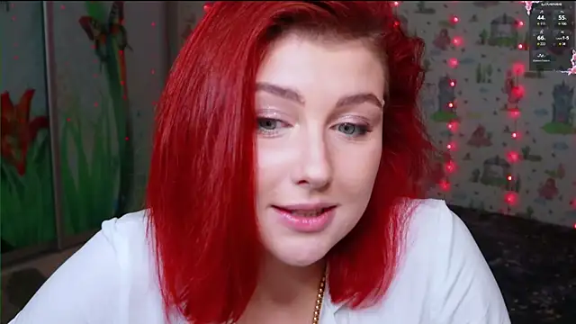 SmokyRose online show from October 15, 2025, 9:50 am