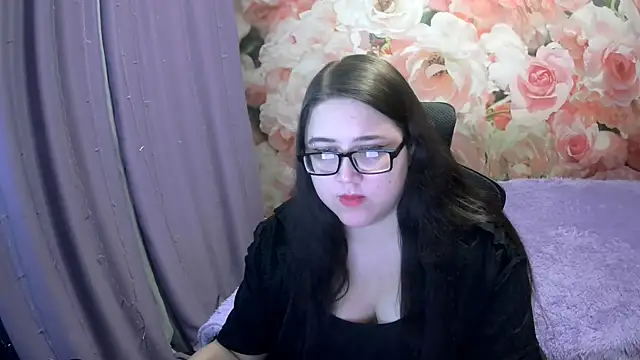 Snapshot of OverseerX chatting on October 24, 2025, 9:03 pm OverseerX online show from October 24, 2025, 9:03 pm