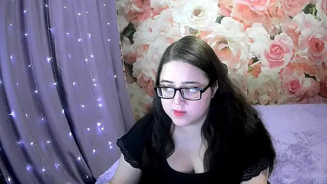 Snapshot of OverseerX chatting on November 30, 2025, 9:15 pm OverseerX online show from November 30, 2025, 9:15 pm