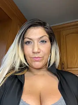 LittleMissEeve online show from February 27, 2025, 11:48 pm