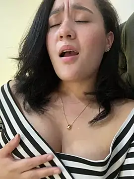 Snapshot of Nina_lovi chatting on January 10, 2025, 11:29 pm Nina lovi online show from January 10, 2025, 11:29 pm