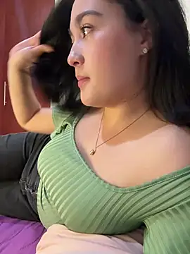 Snapshot of Nina_lovi chatting on January 27, 2025, 11:22 pm Nina lovi online show from January 27, 2025, 11:22 pm