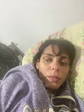 Snapshot of Sarah-safada chatting on June 4, 2026, 1:54 am Sarah-safada online show from June 4, 2026, 1:54 am
