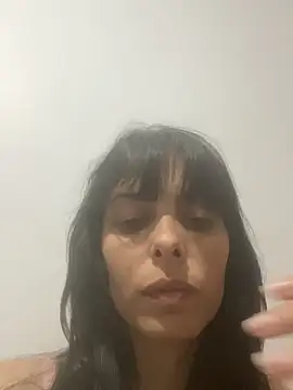 Snapshot of Sarah-safada chatting on June 7, 2026, 1:55 am Sarah-safada online show from June 7, 2026, 1:55 am