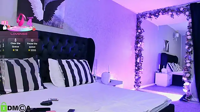 MeganHopeX online show from October 18, 2025, 3:52 am