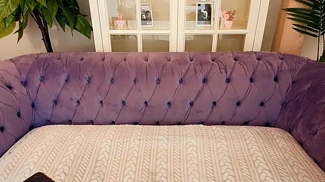  MarryGirl  online show from April 23, 2026, 7:59 pm