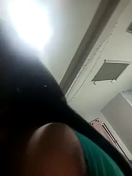 AbellaLizz online show from February 14, 2026, 8:47 am