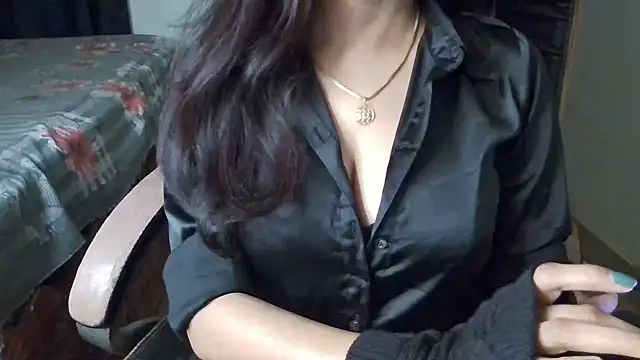 Adventurous Angel online show from December 25, 2024, 7:24 pm