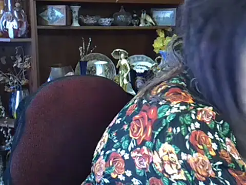 Snapshot of ElenaZed chatting on March 15, 2025, 11:51 am ElenaZed online show from March 15, 2025, 11:51 am