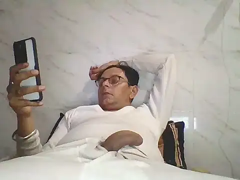 Snapshot of Kumarjay330 chatting on February 28, 2026, 5:12 pm Kumarjay330 online show from February 28, 2026, 5:12 pm