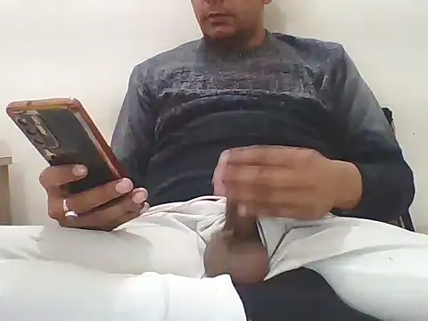 Snapshot of Kumarjay330 chatting on December 20, 2025, 1:36 pm Kumarjay330 online show from December 20, 2025, 1:36 pm