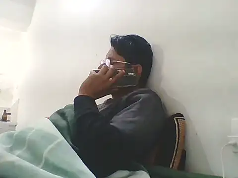 Kumarjay330 online show from November 26, 2025, 3:23 pm