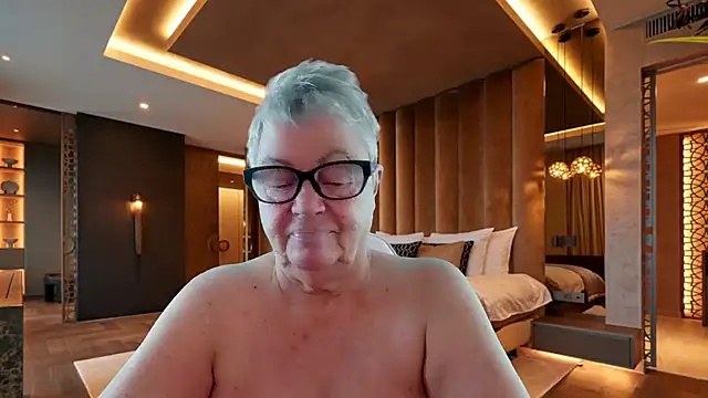 Snapshot of GrannyChrissy68 chatting on December 18, 2025, 1:04 pm GrannyChrissy68 online show from December 18, 2025, 1:04 pm