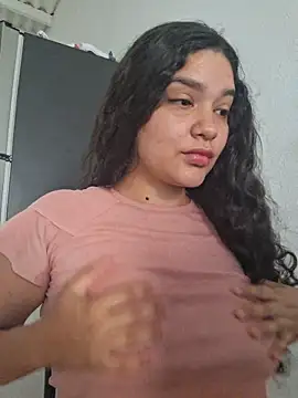 blerstefan1 online show from October 31, 2025, 1:08 pm