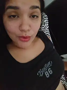 Snapshot of blerstefan1 chatting on May 26, 2026, 12:14 pm blerstefan1 online show from May 26, 2026, 12:14 pm