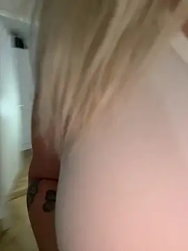 Snapshot of NastyMilf_ chatting on February 25, 2025, 12:49 pm NastyMilf online show from February 25, 2025, 12:49 pm