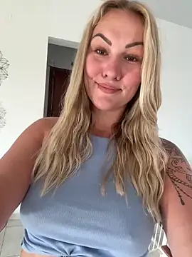 Snapshot of NastyMilf_ chatting on September 15, 2025, 8:26 am NastyMilf online show from September 15, 2025, 8:26 am