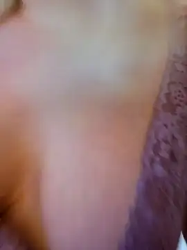 Snapshot of NastyMilf_ chatting on February 18, 2025, 8:38 am NastyMilf online show from February 18, 2025, 8:38 am