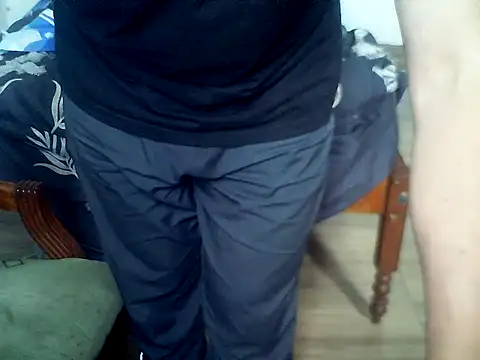 Latinjim29 online show from December 20, 2025, 5:49 pm