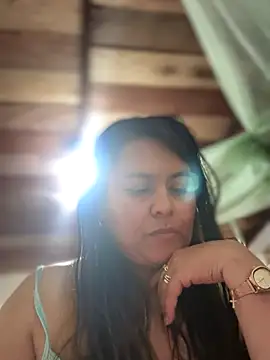 Ixchel Anaid online show from October 30, 2025, 1:59 am