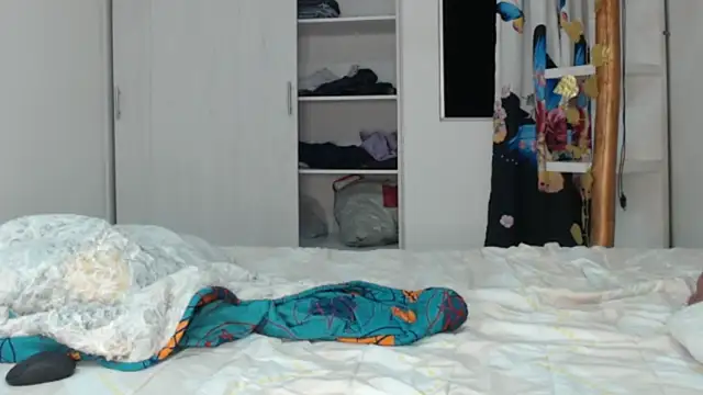 skynataly online show from April 13, 2026, 6:06 am