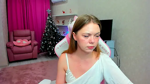 Strawberrye online show from January 9, 2026, 3:24 am