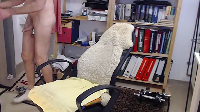 Snapshot of tibe50 chatting on December 6, 2024, 9:18 pm tibe50 online show from December 6, 2024, 9:18 pm