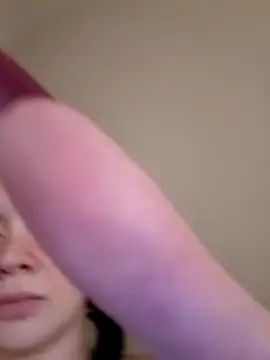 EVILYN online show from September 9, 2025, 12:10 am