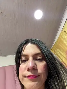 natasha fiit online show from October 4, 2025, 4:03 am